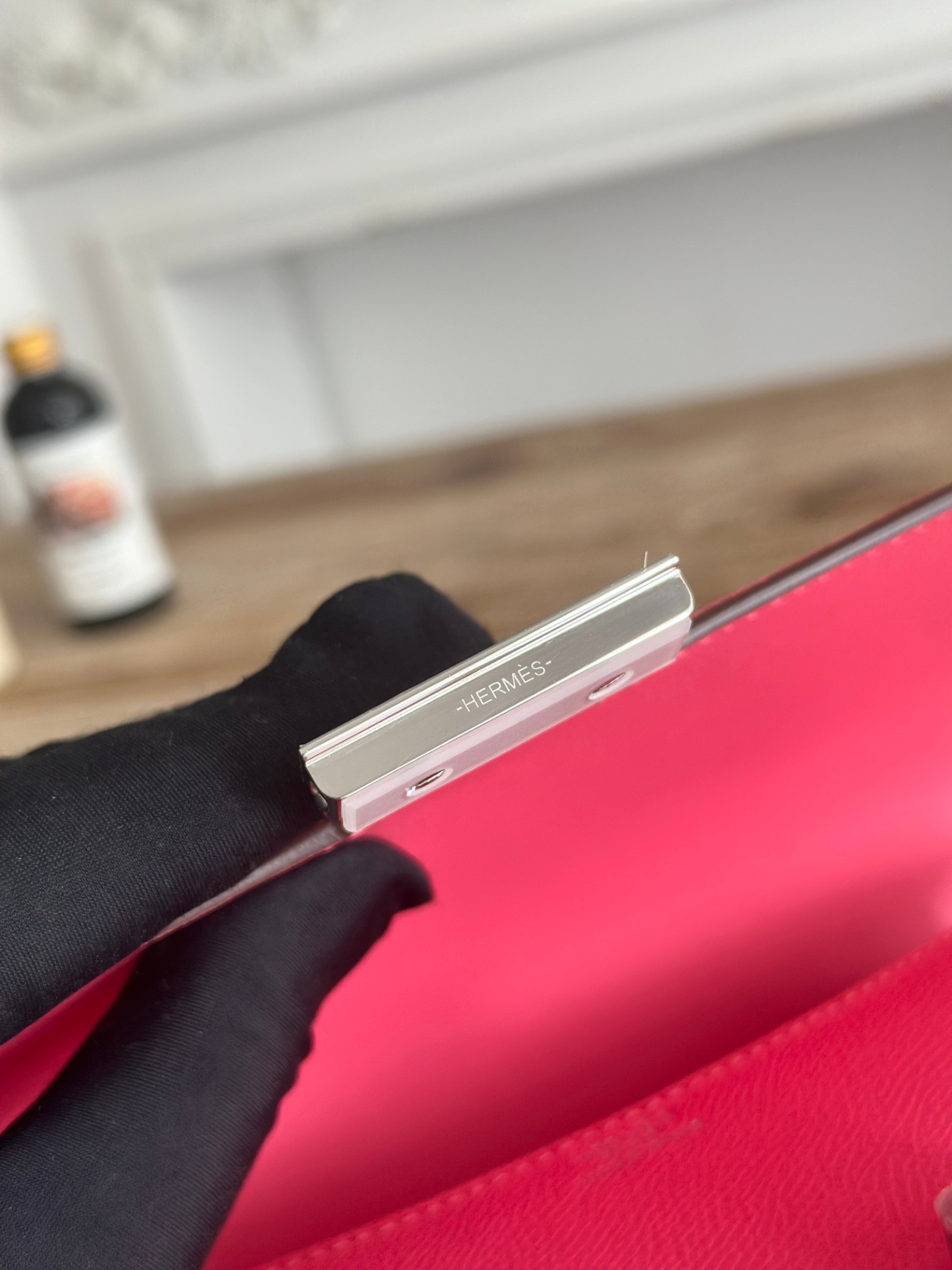 康康  空姐包  
constance  19cm  
epsom掌紋小牛皮  半收工  蠟線縫製