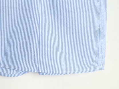 🔝Thom Browne TB 蝴蝶結條紋連衣裙
襯衫裙學院風，領口採用娃娃領設計，三色織帶可以前後裝飾，YB購買對版對標出版，定制面料，區別市場通貨。
尺碼：1 2 3