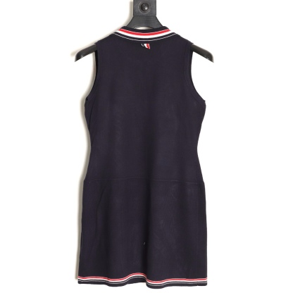 🔝THOM BROWNE TB 彩條翻領羊毛針織連衣裙
原版定制面料 輔料 
尺碼：1 2 3