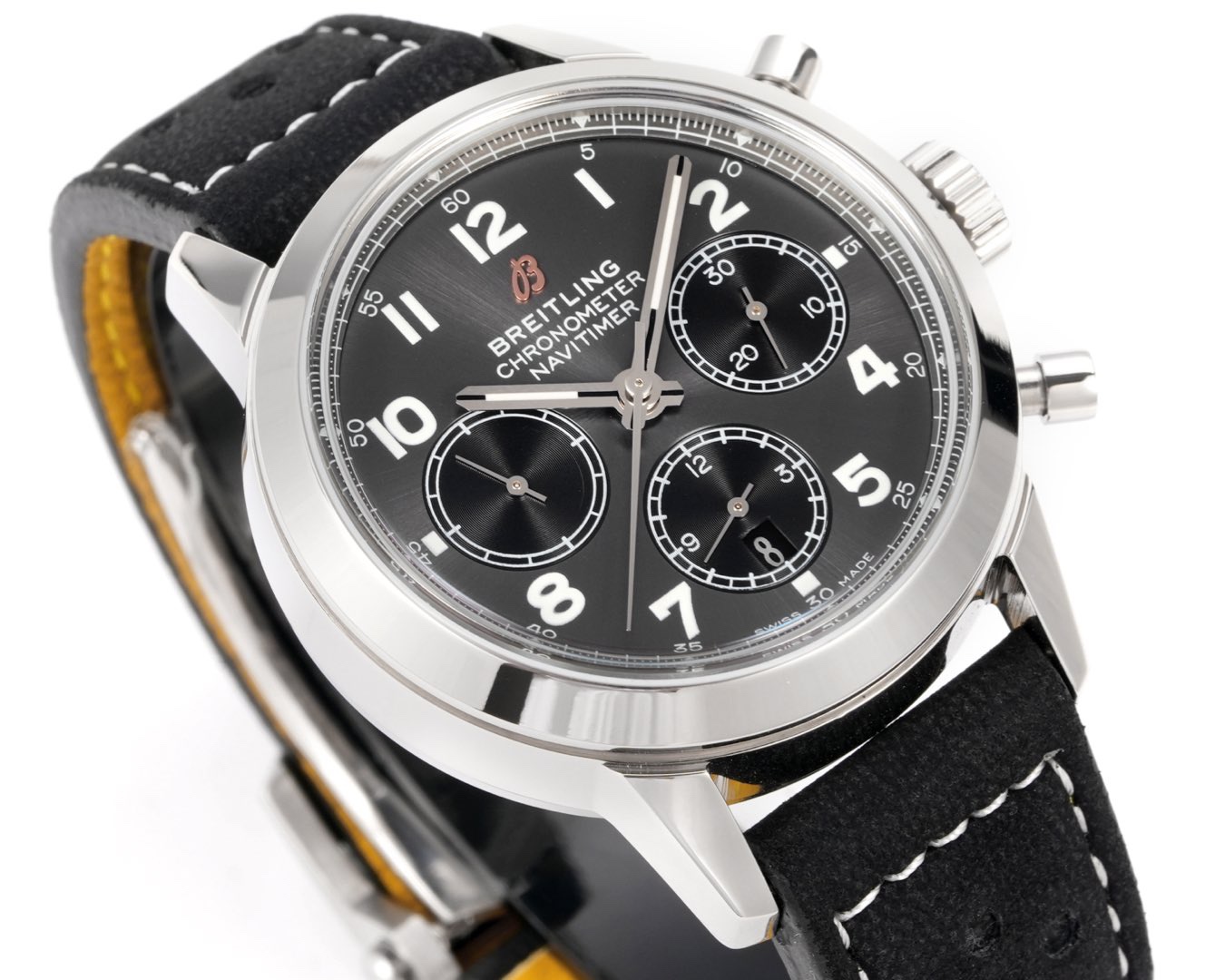 百年靈新品 BN9 越洋系列AB015212.BF26743P.A20BA.1  材質： 316L精鋼直徑： 41毫米厚度： 13.65毫米 表鏡： 鍋蓋弧面藍寶石，雙面防眩處理表底： 旋入式精鋼，透明藍寶石表冠： 非旋入式，雙密封墊機芯：7750機芯 復刻首選 精緻推薦男士多功能機械腕表 ，精心打造超真實實物圖拍攝。