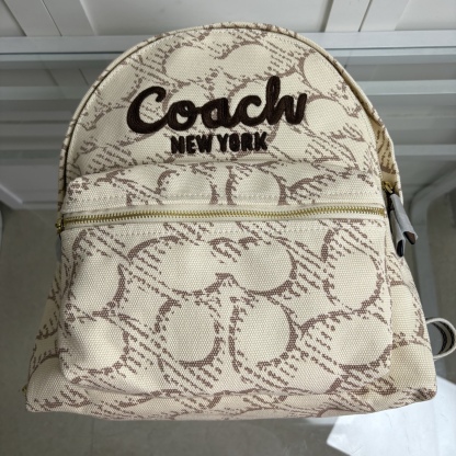 
COACH/蔻驰女士经典标志CARGO双肩包 CBD97 尺寸33*38.5*14