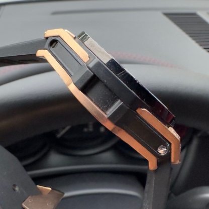 恆寶 Hublot精品男士腕表，勁爆鏤空設計，技藝精湛，獨具匠心，尊貴大氣，紳士風範。採用全自動機械機芯，頂級316精鋼表殼，天然橡膠錶帶，礦物質超強鏡面，尺寸43*13