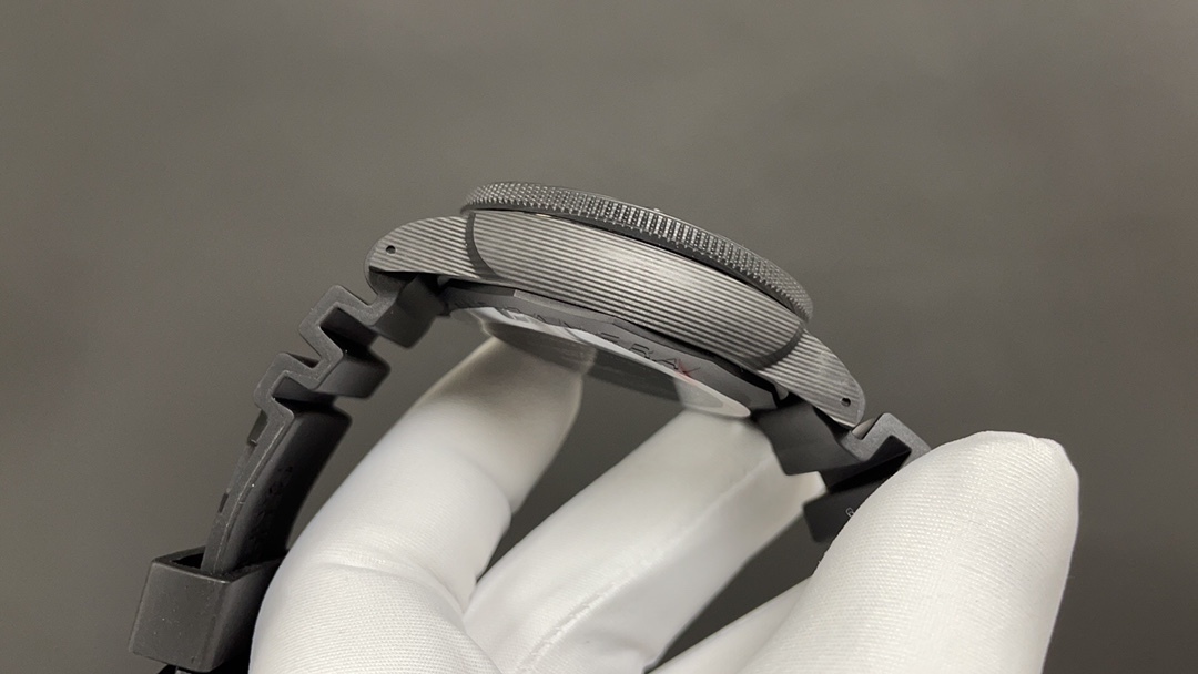 沛納海Pam616 碳纖維殼 自動上鏈機械機芯 頂級品質 出貨實拍✈️