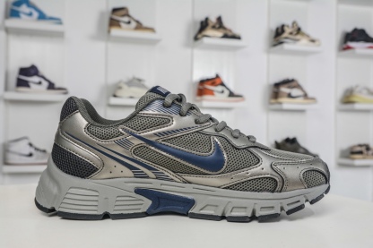 NK Air Zoom Vomero 20 經典復古潮流運動跑鞋 
貨號：HF0458 003
SIZE：36 36.5 37.5 38 38.5 39 40 40.5 41 42 42.5 43 44 45