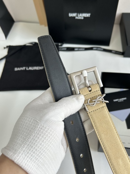 聖羅蘭 女士腰帶，進口小牛皮 配以CASSANDRE 標識腰帶環。古銅色金銀五金可選。精緻優雅的設計，寬度3.0cm