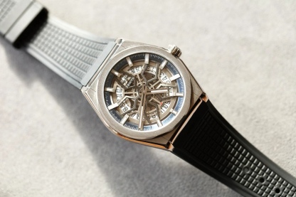 95.9000.670/78.R782
品牌：真力時
系列：DEFY
性別：男士
我來糾錯 
機芯 機芯型號：9015改Elite 670 SK
機芯類型：全自動機械
機芯直徑：25.60毫米
機芯厚度：3.88毫米
振頻：28800每小時振蕩次數
寶石數：27個
零件數：187個
動力儲備：50小時
我來糾錯 
外觀 表徑：41毫米
表壳厚度：10.75毫米
表盘颜色：镂空
表盘形状：圆形
表带颜色：黑色
表扣类型：针扣
背透：背透，透明蓝宝石水晶
防水深度：100米
表耳间距：暂无
我来纠错 
材质