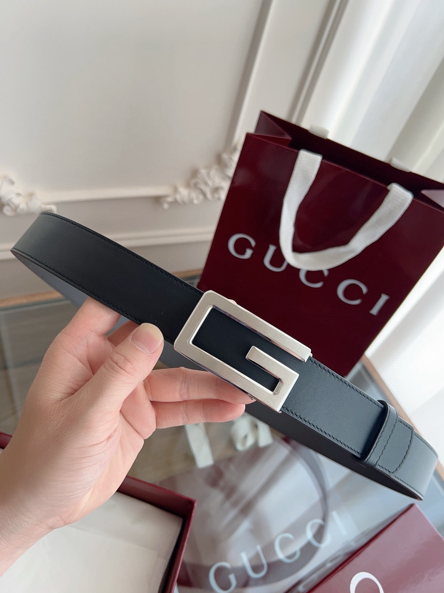 Gucci 古馳 自動平滑扣腰帶 精鋼打造五金 寬度35MM寬 雙面頭層牛皮 自由裁剪設計。
