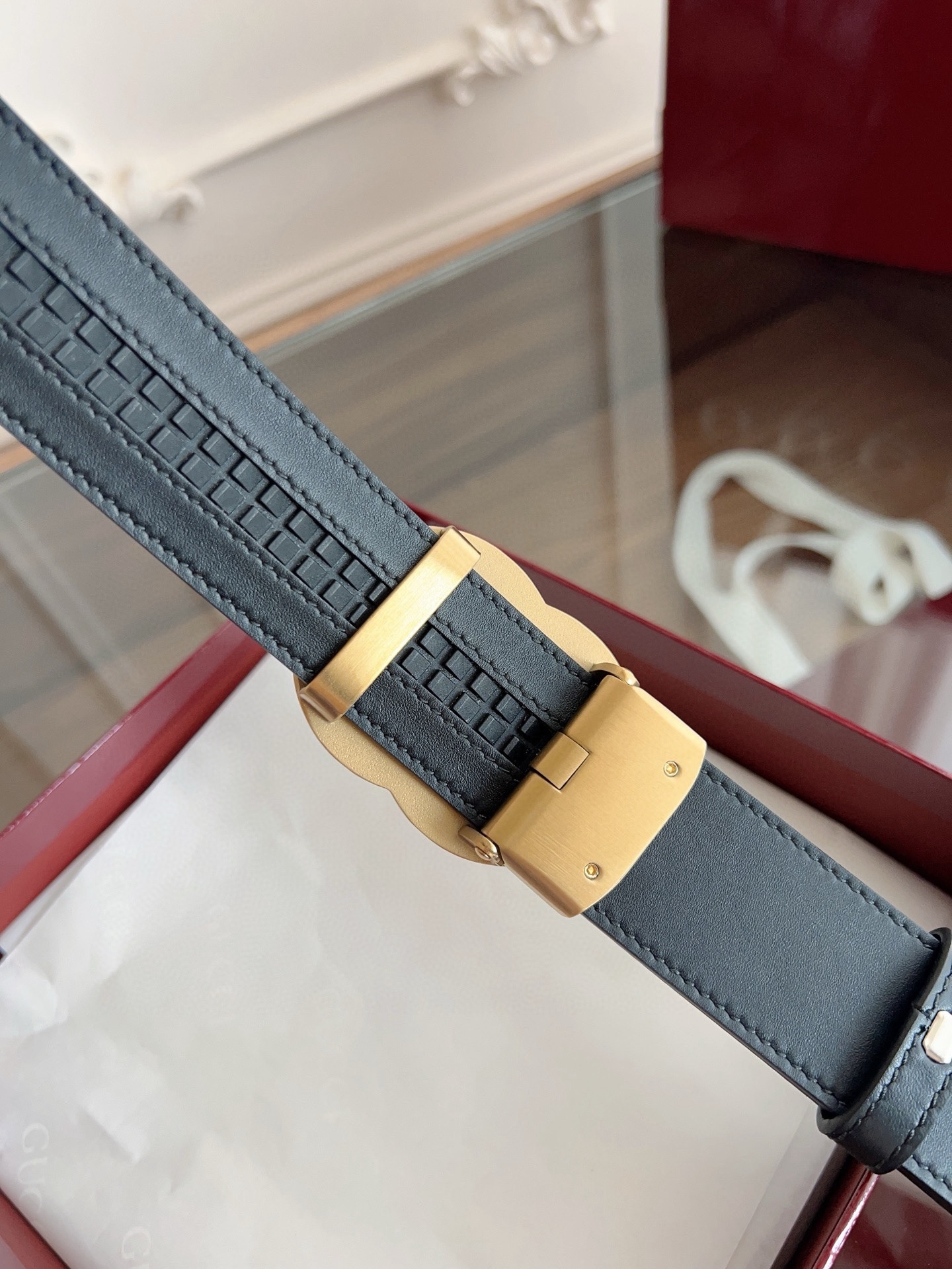 Gucci 古馳 自動平滑扣腰帶 精鋼打造五金 寬度35MM寬 雙面頭層牛皮 自由裁剪設計。