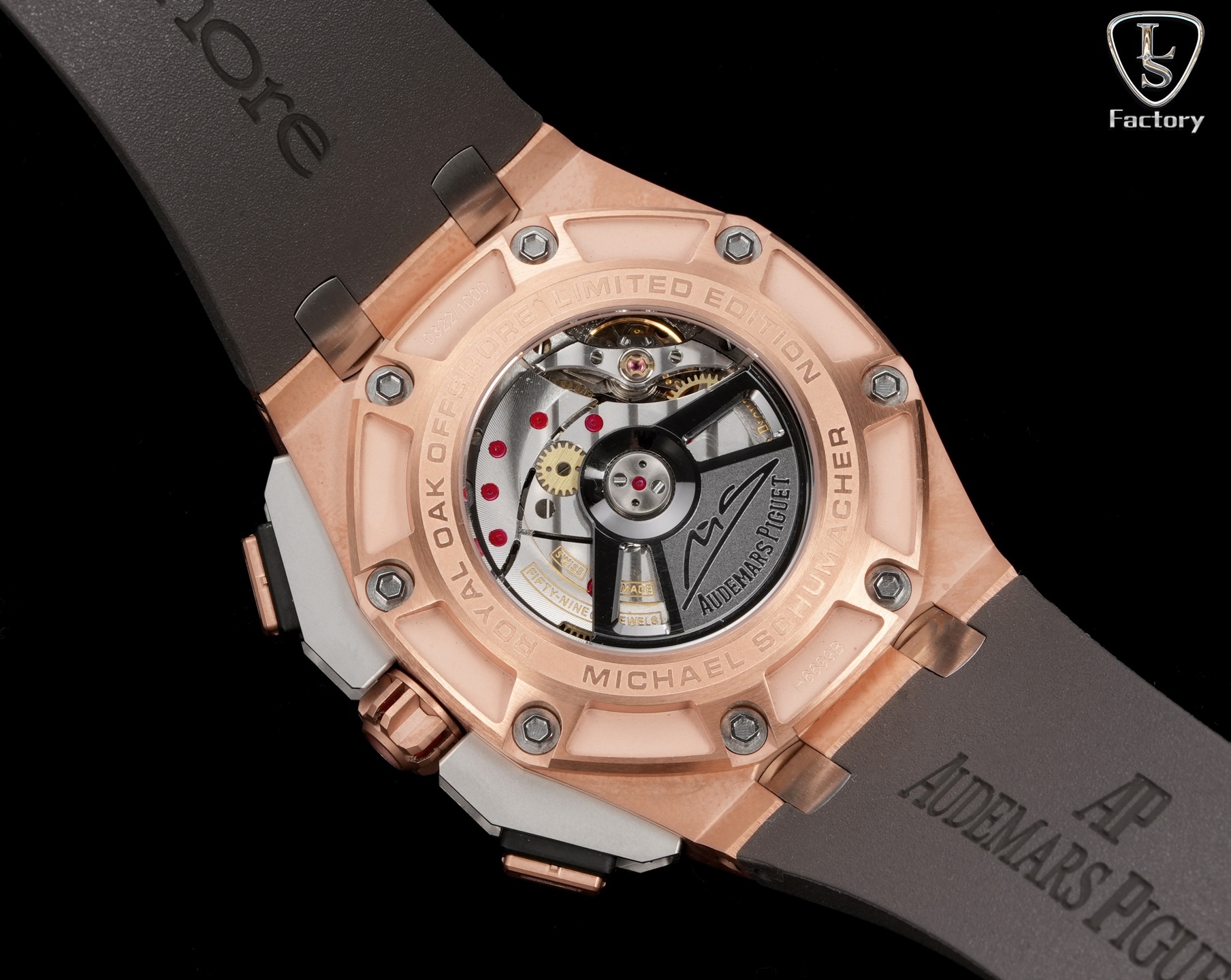 LS .Factory  愛彼  Audemars  Piguet  
邁克爾·舒馬赫皇家橡樹離岸型 26568PM.OO.A021CA.01 全新升級版，杜絕一眼假，橫空出世！
愛彼研制的邁克爾·舒馬赫皇家橡樹離岸型計時腕表採用44毫米的表徑，做到無可挑剔，堪稱天花板級別
