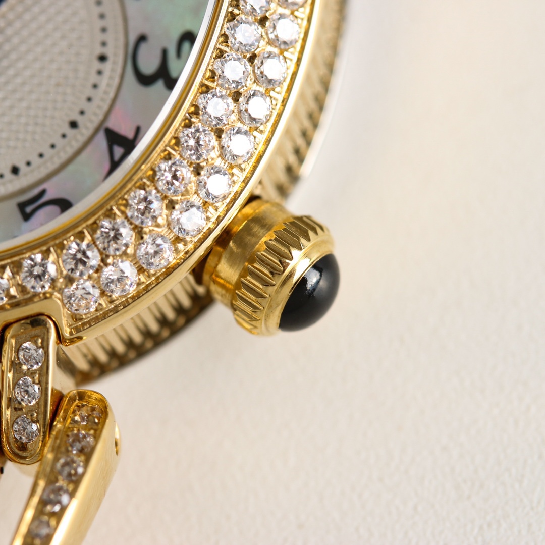 升級版[色]那不勒斯王后系列REINE DE NAPLES[色]高品質女士瑞士石英機芯女表、和機械腕表[色]設計靈感正是來自寶璣大師為那不勒斯王后卡洛琳·繆拉所創制的世界首枚腕表。該系列腕表採用鵝卵形的表殼和機芯，設計獨特，曲線優美，以時尚.優雅的形式表達現代女性的柔美與嫵媚，散髮著濃濃詩意。