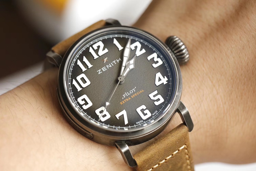 真力時 
大飛 新款限量版原裝1:1 殼套 45mm*14mm 日本8215 機械機芯 零返修 藍寶石玻璃 超級瑞士夜光 高檔進口瘋馬皮！！！