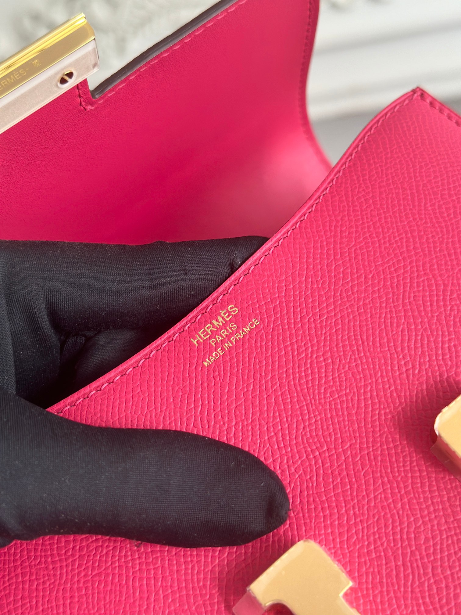 康康  空姐包  
constance  19cm  
epsom掌紋小牛皮  半收工  蠟線縫製