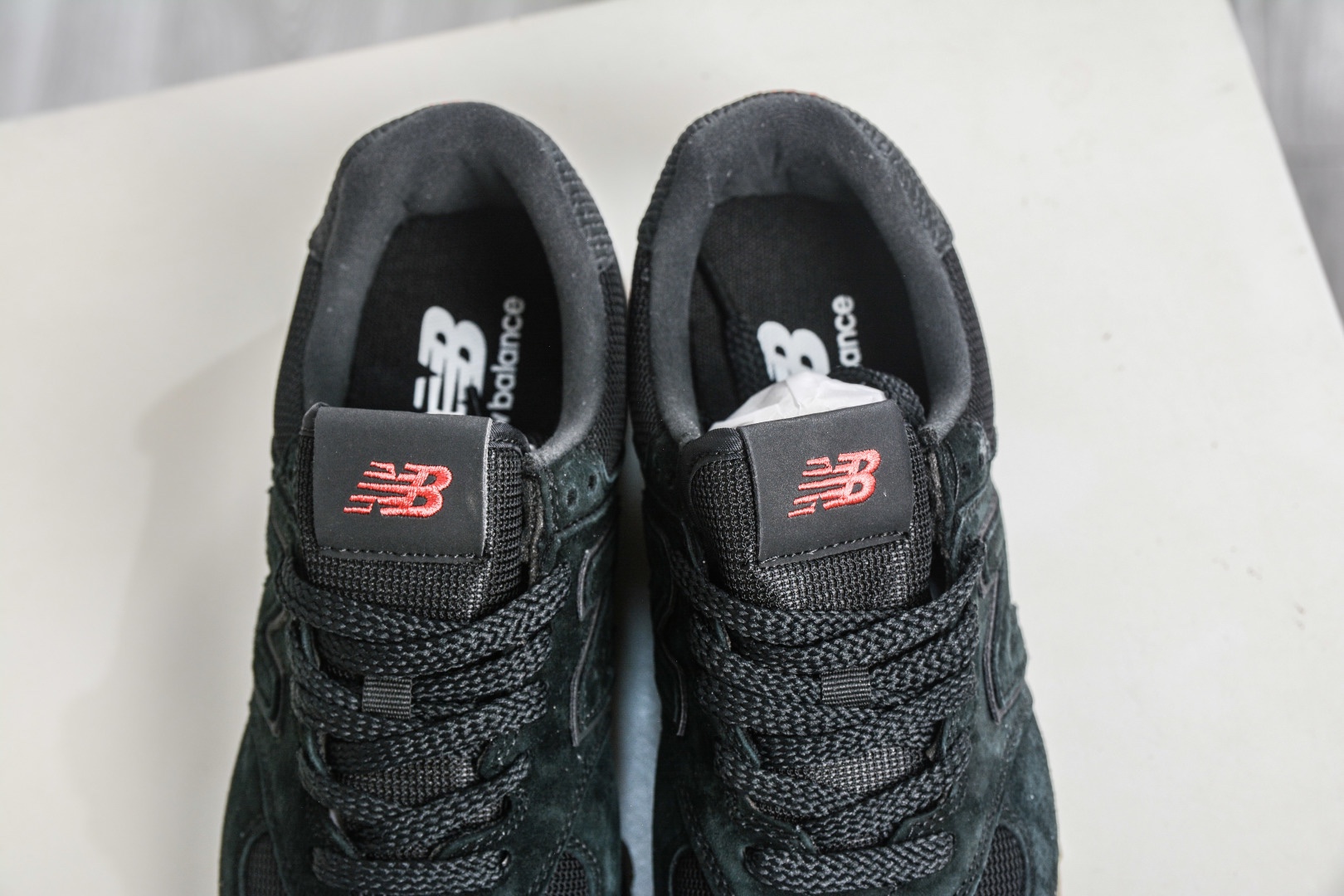 New Balance NB574 低幫復古休閒慢跑鞋 
貨號：U5748HM
Size：36-45