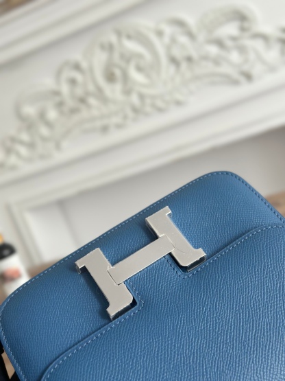 康康  空姐包  
constance  19cm  
epsom掌紋小牛皮  半收工  蠟線縫製