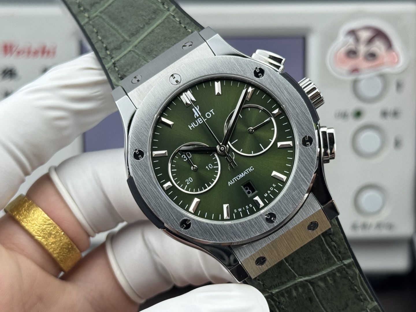 （实拍圖）升級版宇舶hublot恆寶表經典融合CLASSIC FUSION系列，直徑45mm，表殼316L精鋼，耐磨藍寶石玻璃，施華洛世奇鑽石鑲嵌，進口搭載進口7750多巧能計時機芯，還原原裝所有功能，在不同的時空共鳴，如繪畫，如音樂，如時計，獨一無二的HUBLOT最配獨一無二的他，經典融合計時腕表。