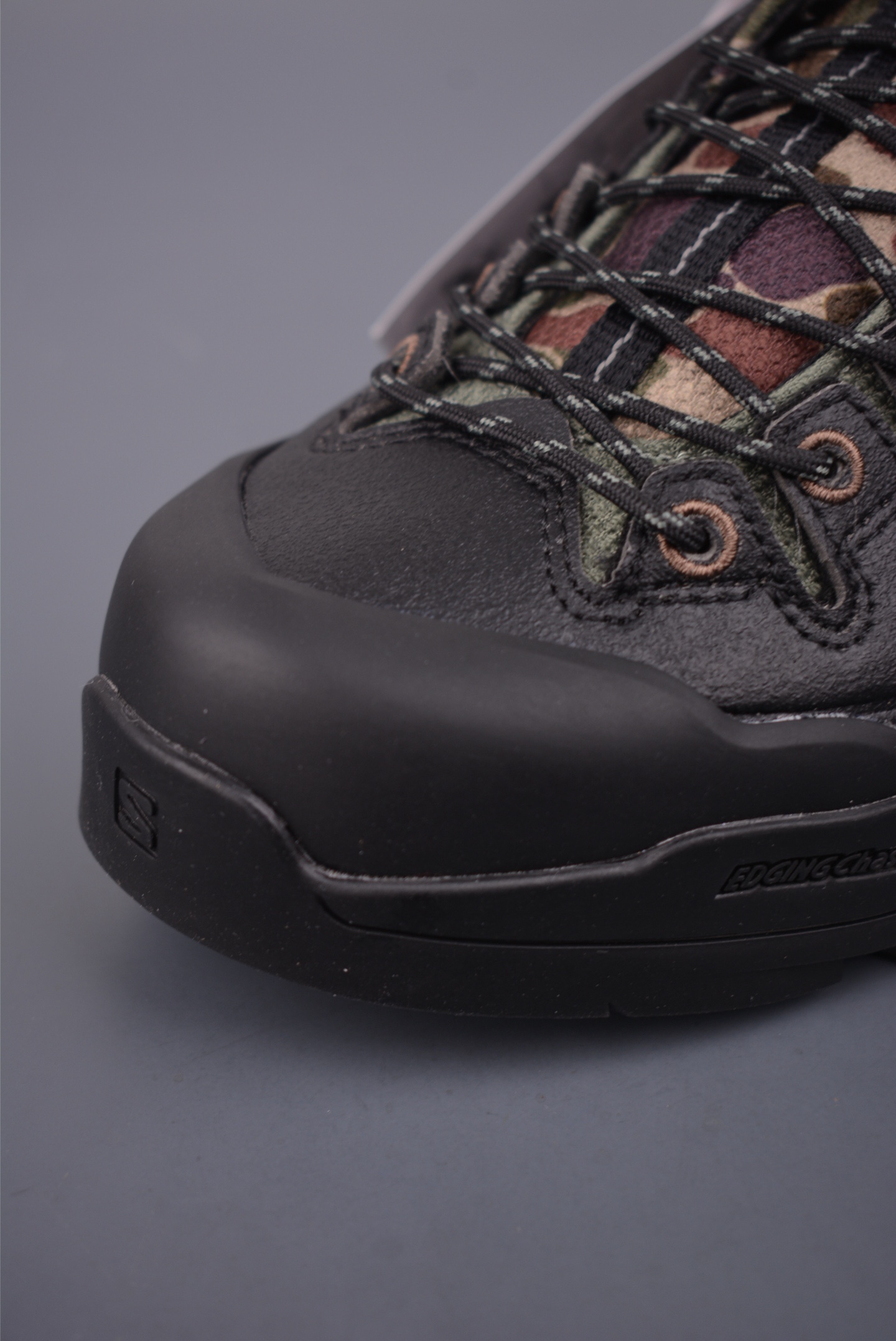 薩洛蒙 X-ALP SUEDE 
探索者系列 
潮流越野機能戶外休閒運動跑步鞋
官方貨號: 491655 283633
尺碼：36 36.5 37 38 38.5 39 40 40.5 41.5 42 42.5 43 44 45 46