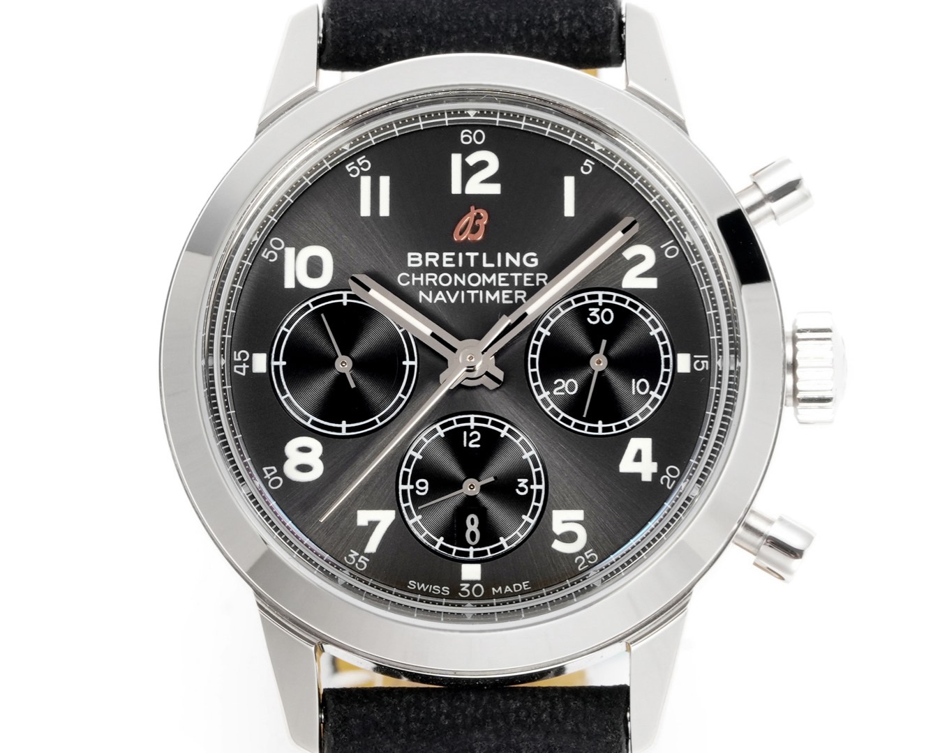 百年靈新品 BN9 越洋系列AB015212.BF26743P.A20BA.1  材質： 316L精鋼直徑： 41毫米厚度： 13.65毫米 表鏡： 鍋蓋弧面藍寶石，雙面防眩處理表底： 旋入式精鋼，透明藍寶石表冠： 非旋入式，雙密封墊機芯：7750機芯 復刻首選 精緻推薦男士多功能機械腕表 ，精心打造超真實實物圖拍攝。