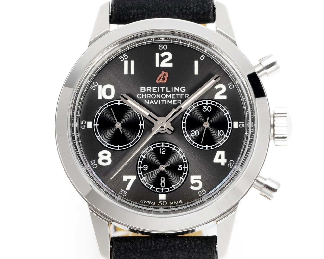 百年靈新品 BN9 越洋系列AB015212.BF26743P.A20BA.1  材質： 316L精鋼直徑： 41毫米厚度： 13.65毫米 表鏡： 鍋蓋弧面藍寶石，雙面防眩處理表底： 旋入式精鋼，透明藍寶石表冠： 非旋入式，雙密封墊機芯：7750機芯 復刻首選 精緻推薦男士多功能機械腕表 ，精心打造超真實實物圖拍攝。