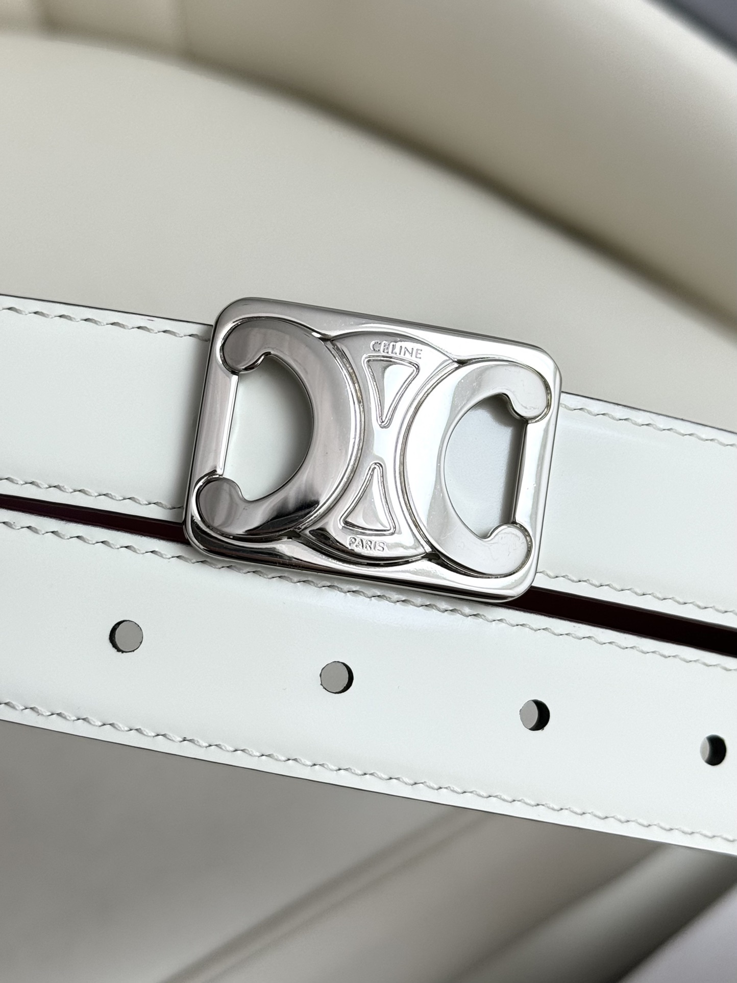 賽琳女裝原單新款寬度:2.5cm精品凱旋門銅扣，正品復刻進口精選優質頭層小牛皮，全粒面小牛皮，比拼正品無壓力。