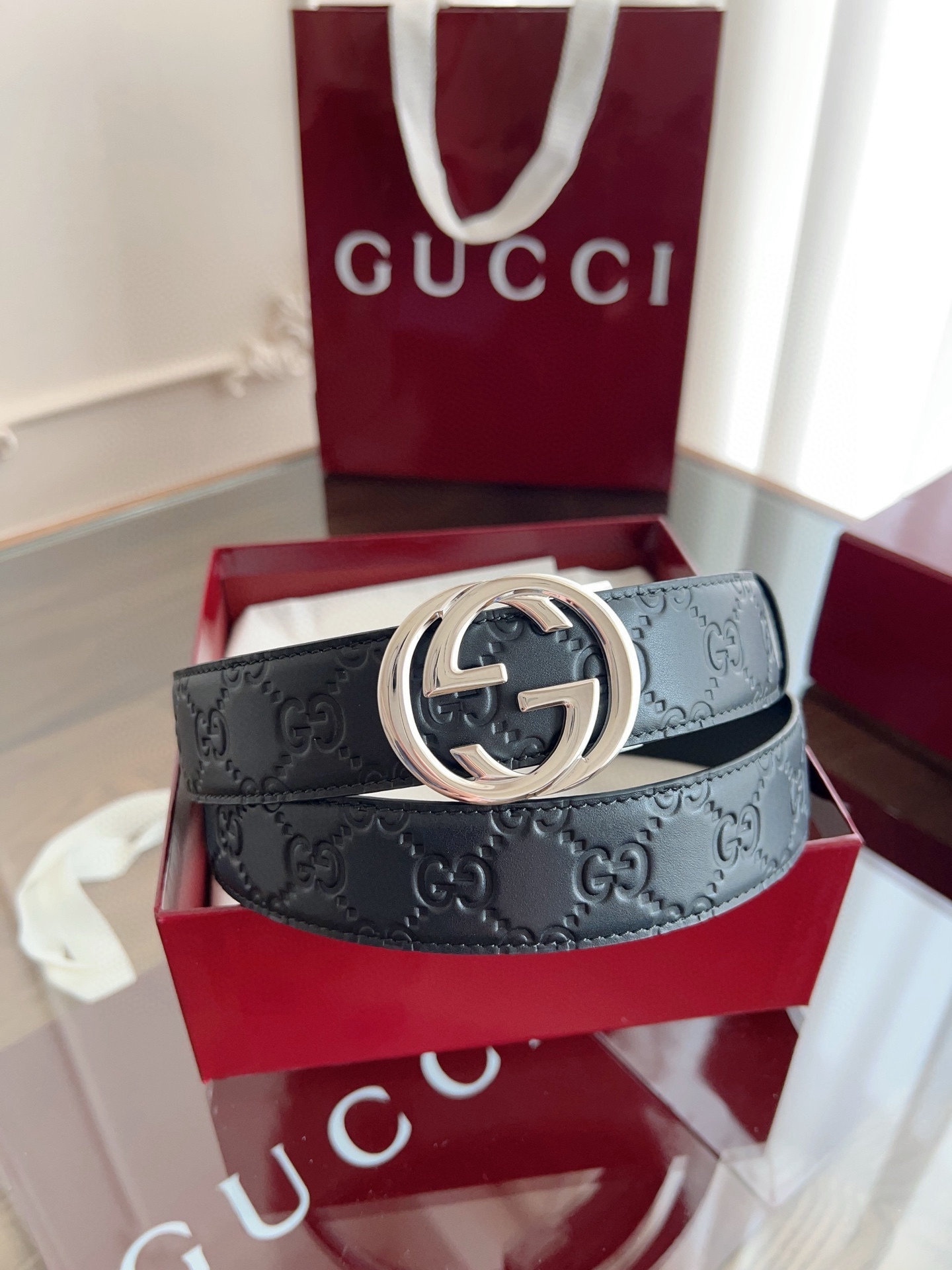 Gucci 古馳 自動平滑扣腰帶 精鋼打造五金 寬度35MM寬 雙面頭層牛皮 自由裁剪設計。