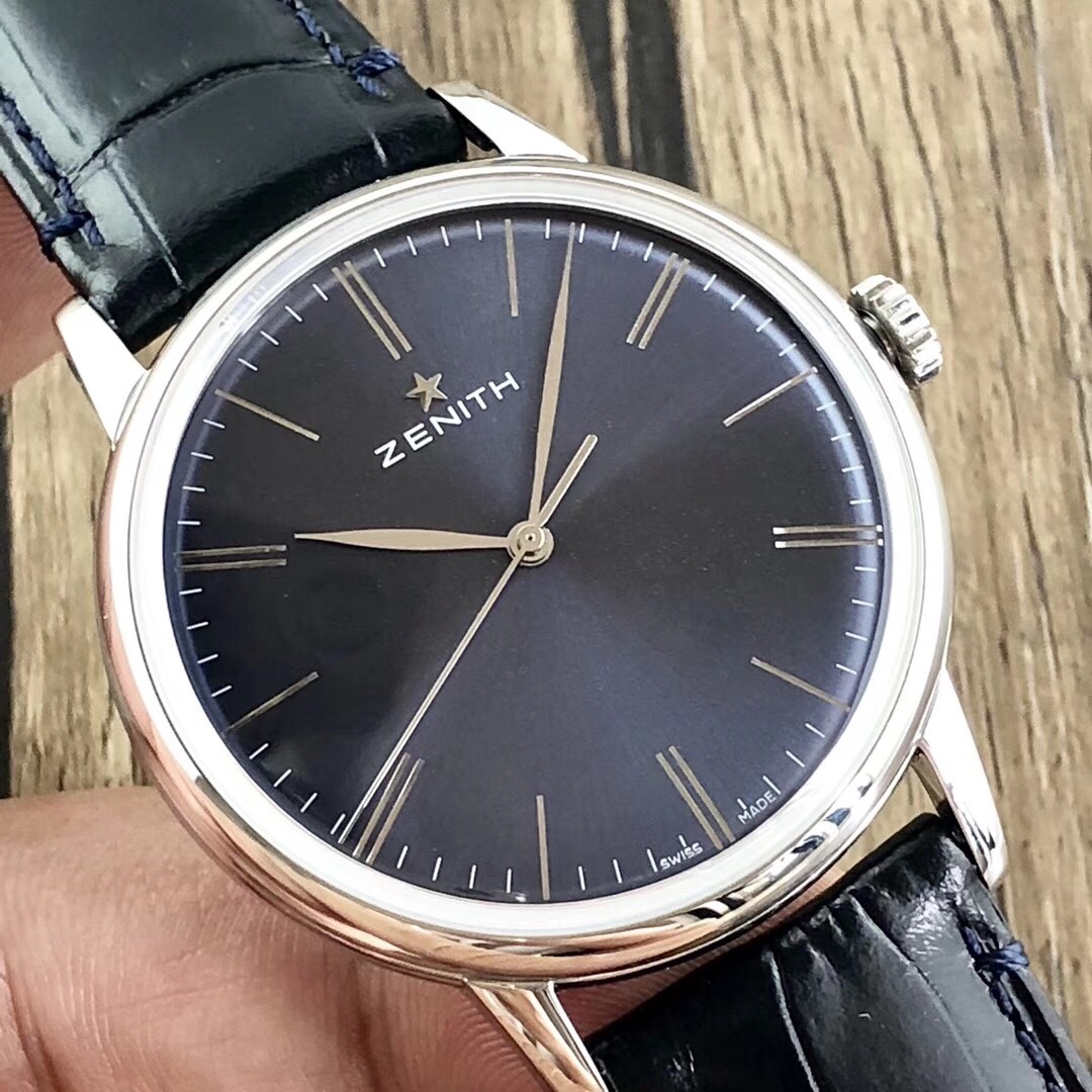 【真力時】菁英系列：一切來得剛剛好！
  機芯：進口9015改制ELITE6150型號-剛剛好
  表殼：原版開模42MM/316L精鋼-剛剛好
  玻璃：弧形雙面防眩處理藍寶石-剛剛好
  字面：字釘鐫刻/鍍銠太陽紋/琢面指針-剛剛好
  皮帶：精選意大利牛皮+膠質底皮-剛剛好
  表扣：原版制動折疊扣-剛剛好
原版開模超級復刻，歷盡兩年時間突破各種工藝難關，到達一切剛剛好的效果！