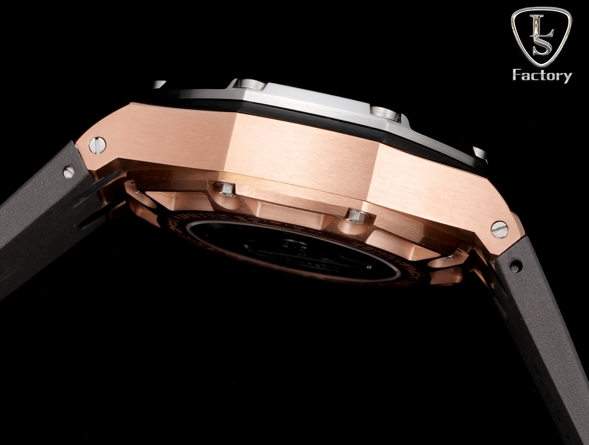 LS .Factory  愛彼  Audemars  Piguet  
邁克爾·舒馬赫皇家橡樹離岸型 26568PM.OO.A021CA.01 全新升級版，杜絕一眼假，橫空出世！
愛彼研制的邁克爾·舒馬赫皇家橡樹離岸型計時腕表採用44毫米的表徑，做到無可挑剔，堪稱天花板級別
