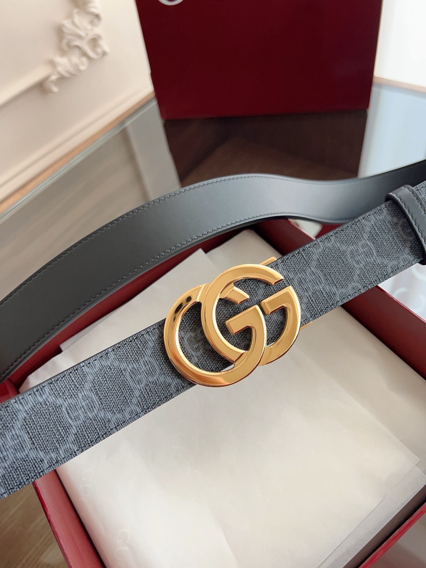 Gucci 古馳 自動平滑扣腰帶 精鋼打造五金 寬度35MM寬 雙面頭層牛皮 自由裁剪設計。