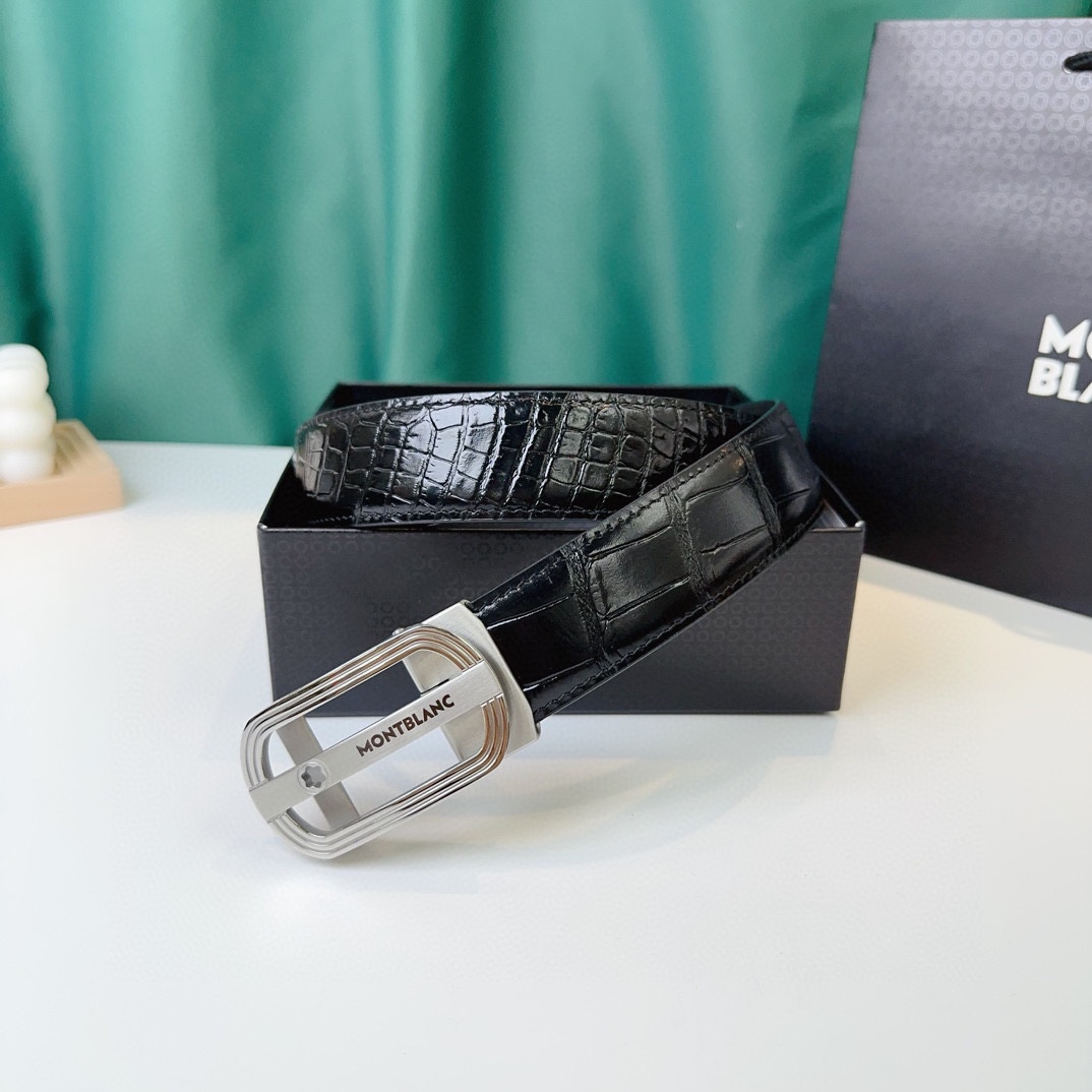 萬寶龍：原單頭層牛皮駝鳥紋面，內襯頭層小牛皮底，搭配原單自動扣，可裁剪的自動帶，此款腰帶面雙採用意大利原定廠制進口牛皮帶身 ，對專版櫃足寬3.5