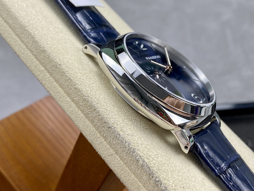 Vs 沛纳海pam1274型号 P.900机芯 42mm密底