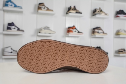 adidas VI Court CLASSIC DIY手繪塗鴉 三葉草休閒復古運動板鞋 
貨號: HQ1802
尺碼:35 36 36.5 37 38 38.5 39 40 40.5 41 42 42.5 43 44 45