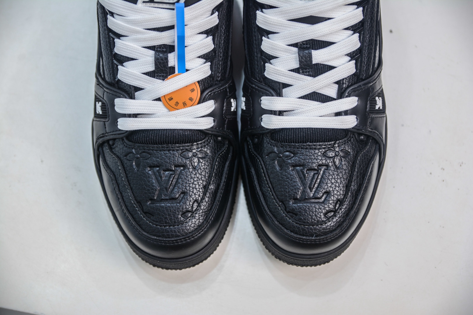 Louis Vuitton Trainer lv時裝走秀運動鞋板鞋 SIZE：36 37 38 39 40 41 42 43 44 45