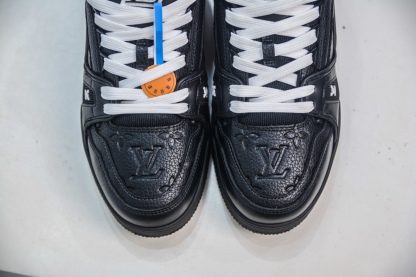 Louis Vuitton Trainer lv時裝走秀運動鞋板鞋 SIZE：36 37 38 39 40 41 42 43 44 45