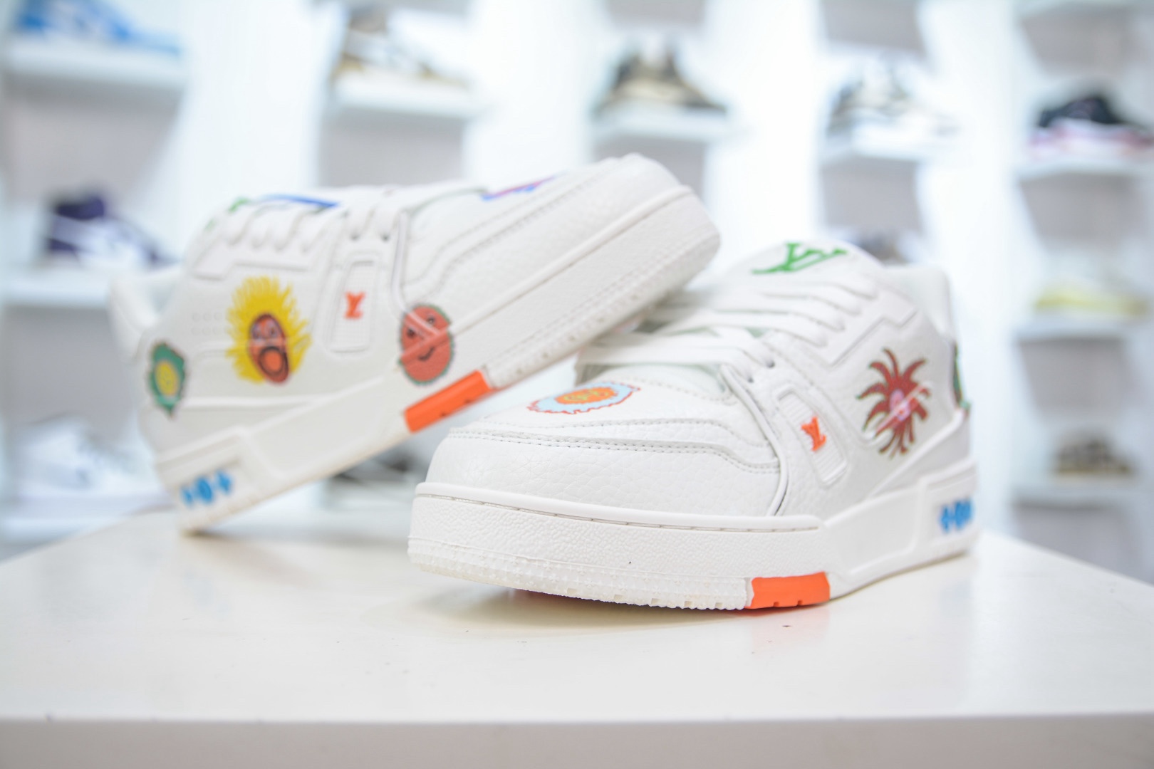 Louis Vuitton Trainer lv時裝走秀運動鞋板鞋  SIZE：36 37 38 39 40 41 42 43 44 45