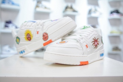 Louis Vuitton Trainer lv時裝走秀運動鞋板鞋  SIZE：36 37 38 39 40 41 42 43 44 45