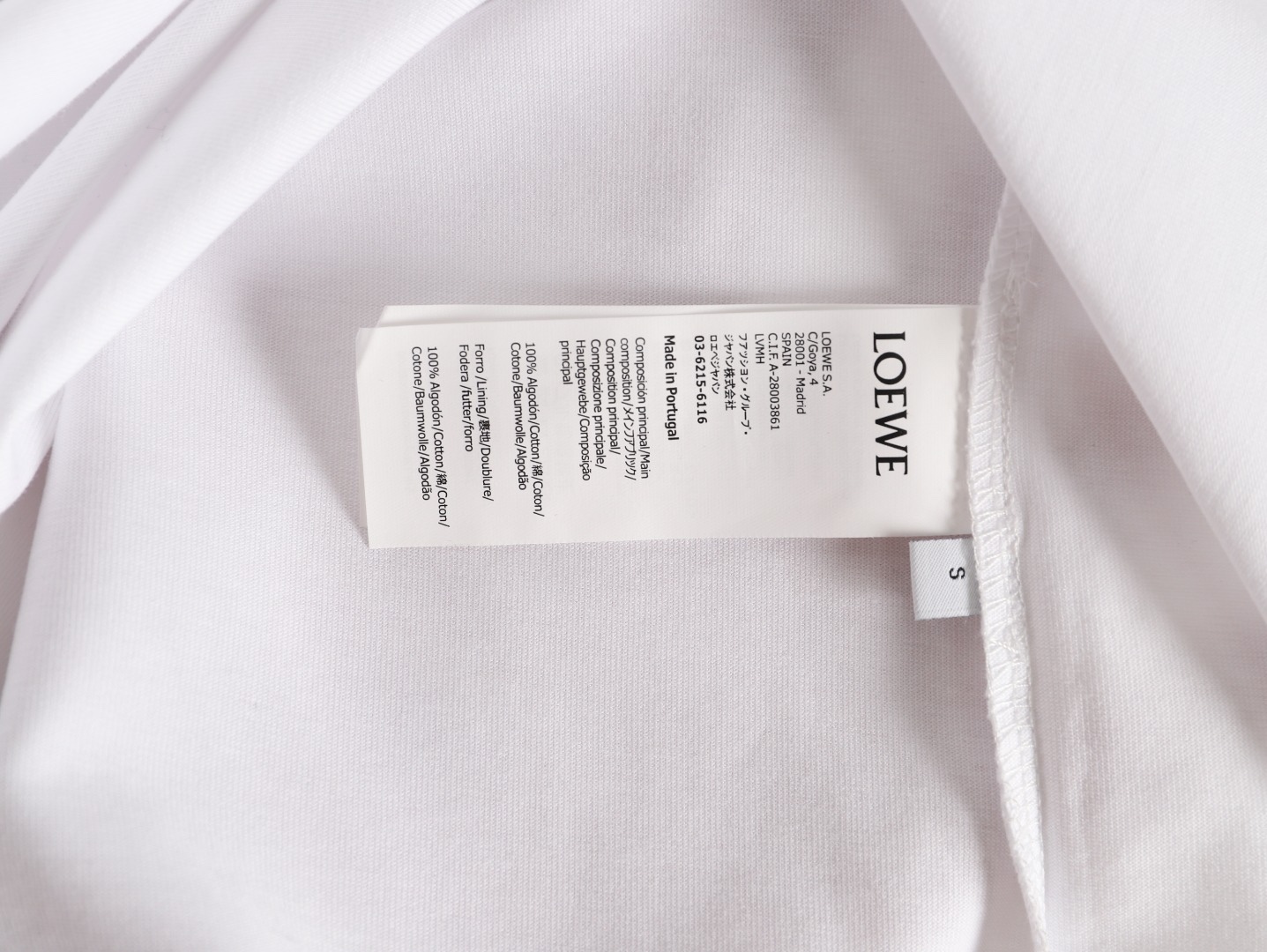 🔝LOEWE X LOUIS WAIN 羅意威 貓咪刺繡短袖T恤
定制緞光精密超柔錦棉，採用進口機刺繡工藝，精度高，線條流暢而細膩，面料都經過澆洗，手感質感更佳，不易變形，不易縮水，不易褪色，寬松版型
B Size：S-XL