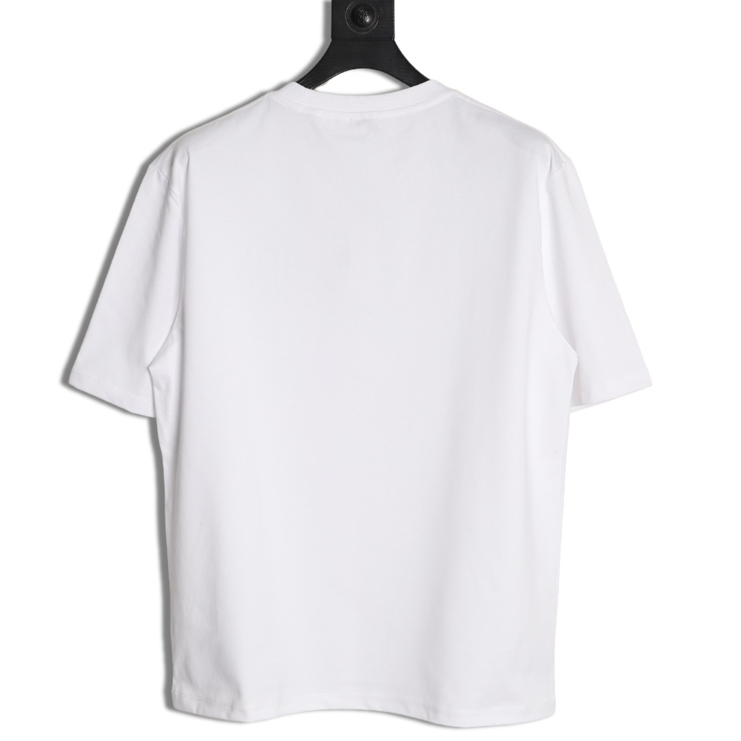 🔝LOEWE X LOUIS WAIN 羅意威 貓咪刺繡短袖T恤
定制緞光精密超柔錦棉，採用進口機刺繡工藝，精度高，線條流暢而細膩，面料都經過澆洗，手感質感更佳，不易變形，不易縮水，不易褪色，寬松版型
B Size：S-XL