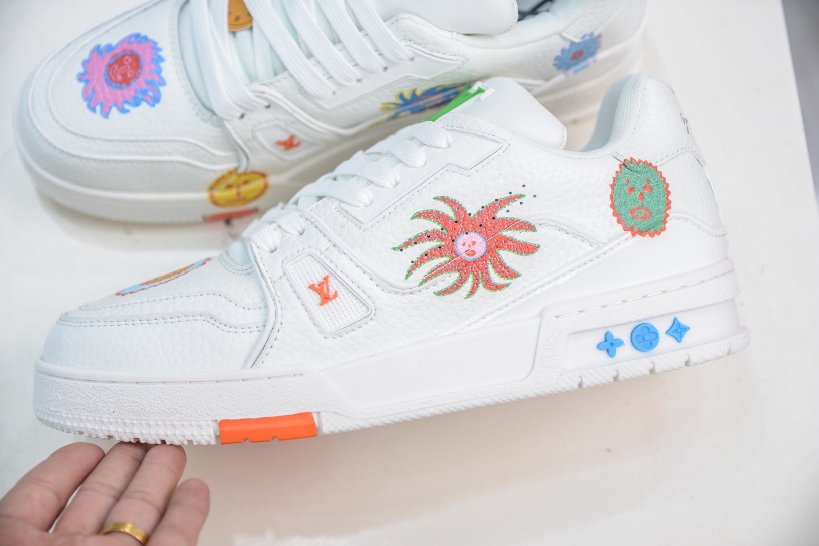 Louis Vuitton Trainer lv時裝走秀運動鞋板鞋  SIZE：36 37 38 39 40 41 42 43 44 45