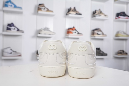 Gucci 古馳G75 圓頭系帶運動鞋 
尺碼：35 36 37 38 39 40 41 42 43 44 45 46