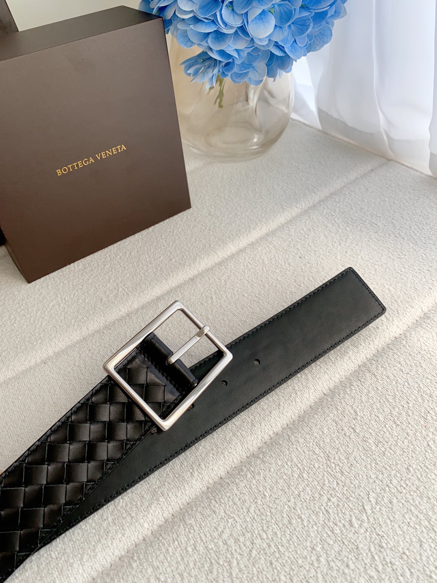 BV寶碟家，原單正品級 獨家進口小牛🐂皮， 工藝定制 ，手感極佳，完美極致。4.0cm