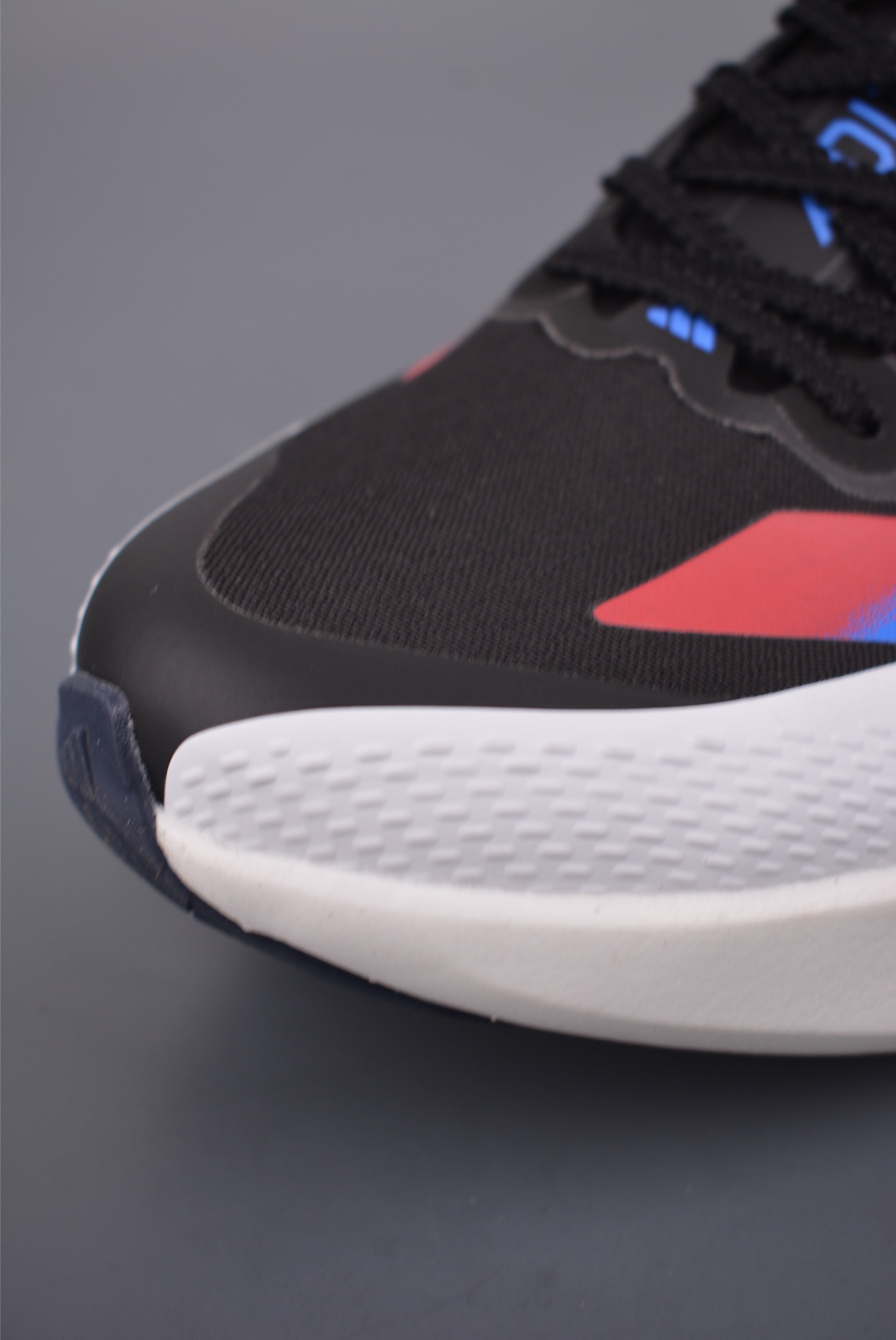 Adidas Adizero Evo SL ATR M
阿迪超輕透氣緩震跑鞋 
官方貨號: KK10662332
尺碼：36 36.5 37 38 38.5 39 40 40.5 41 42 42.5 43 44 44.5 45 46