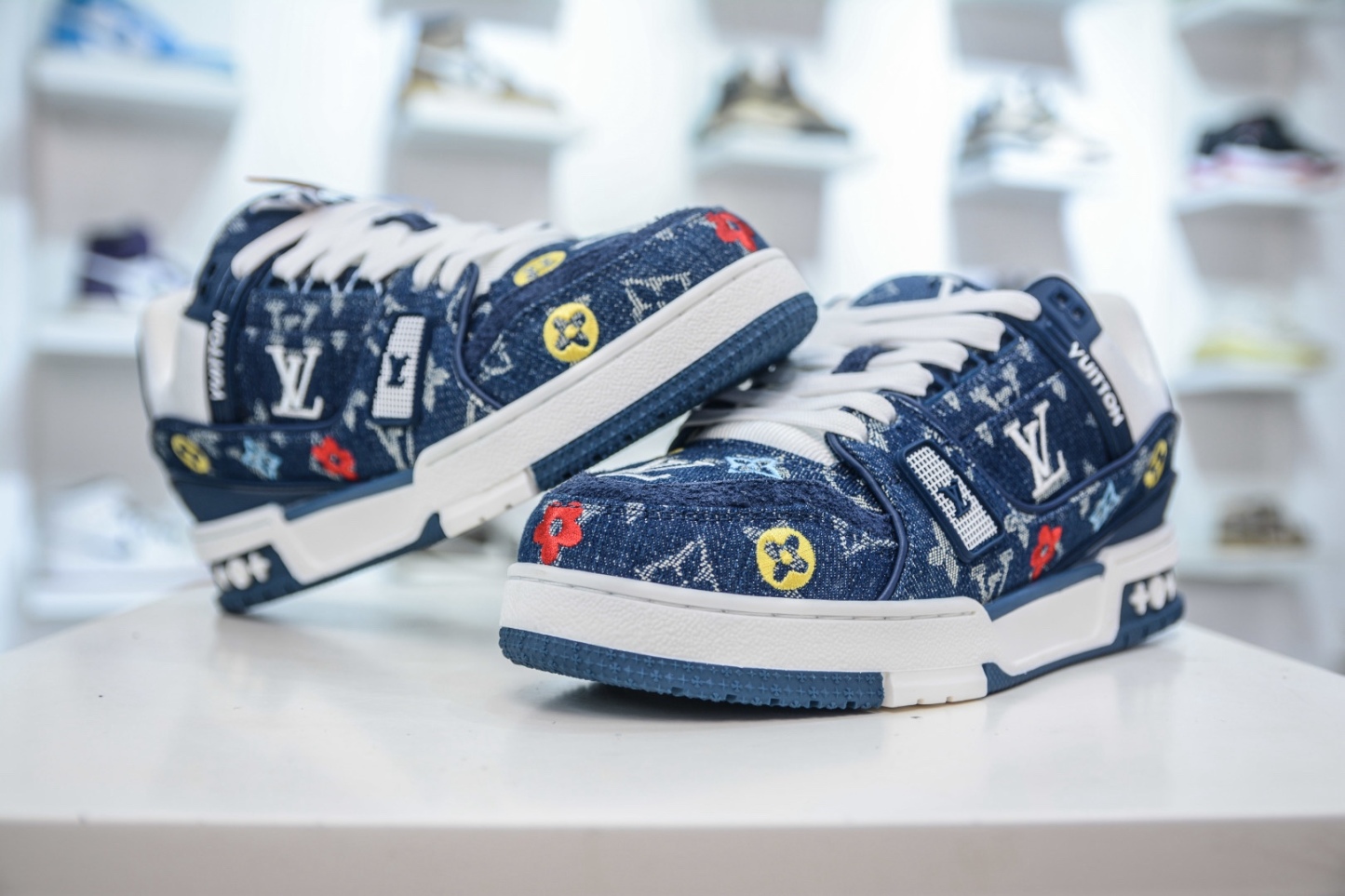 Louis Vuitton Trainer lv時裝走秀運動鞋板鞋  SIZE：36 37 38 39 40 41 42 43 44 45