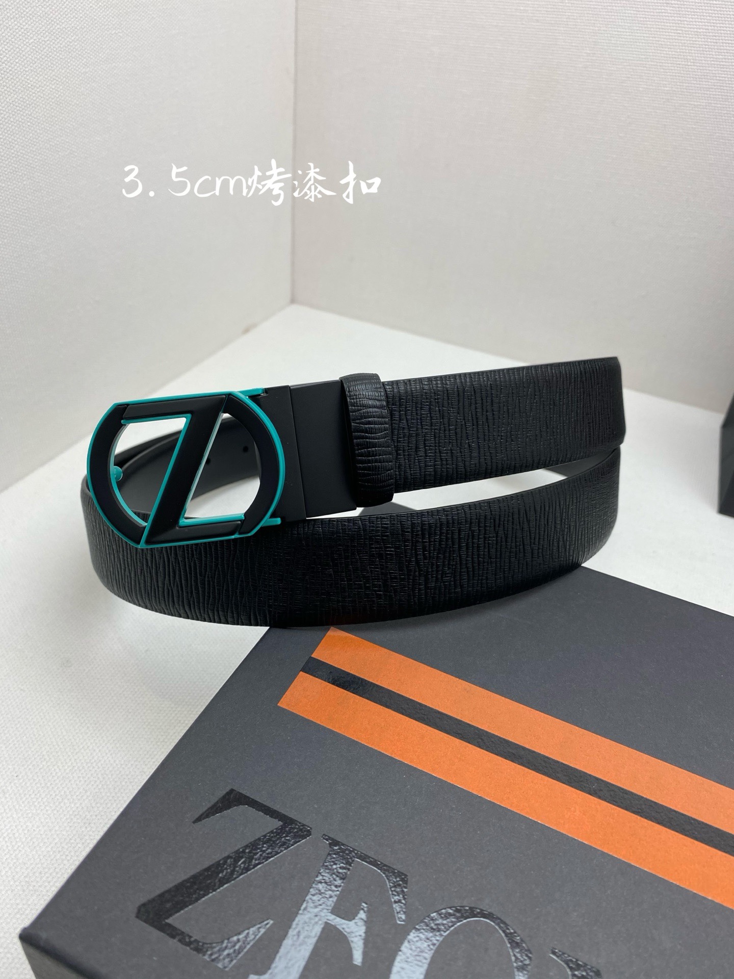 傑尼亞男士腰帶- 寬度35MM 精品扣精工打造  進口小牛皮 獨特設計工藝 手感柔軟 可以裁剪