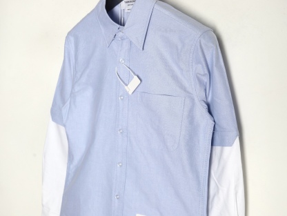 THOM BROWNE/湯姆布朗TB 雙袖拼色長袖襯衫
面料採用最新型牛津面料 扣子採用天然貝殼扣 自家品牌襯衫工廠流水線生產針距細密走線整齊  細節決定品質 三標齊全 版型可寬松可修身 男女同款 
M1 Size：1-4