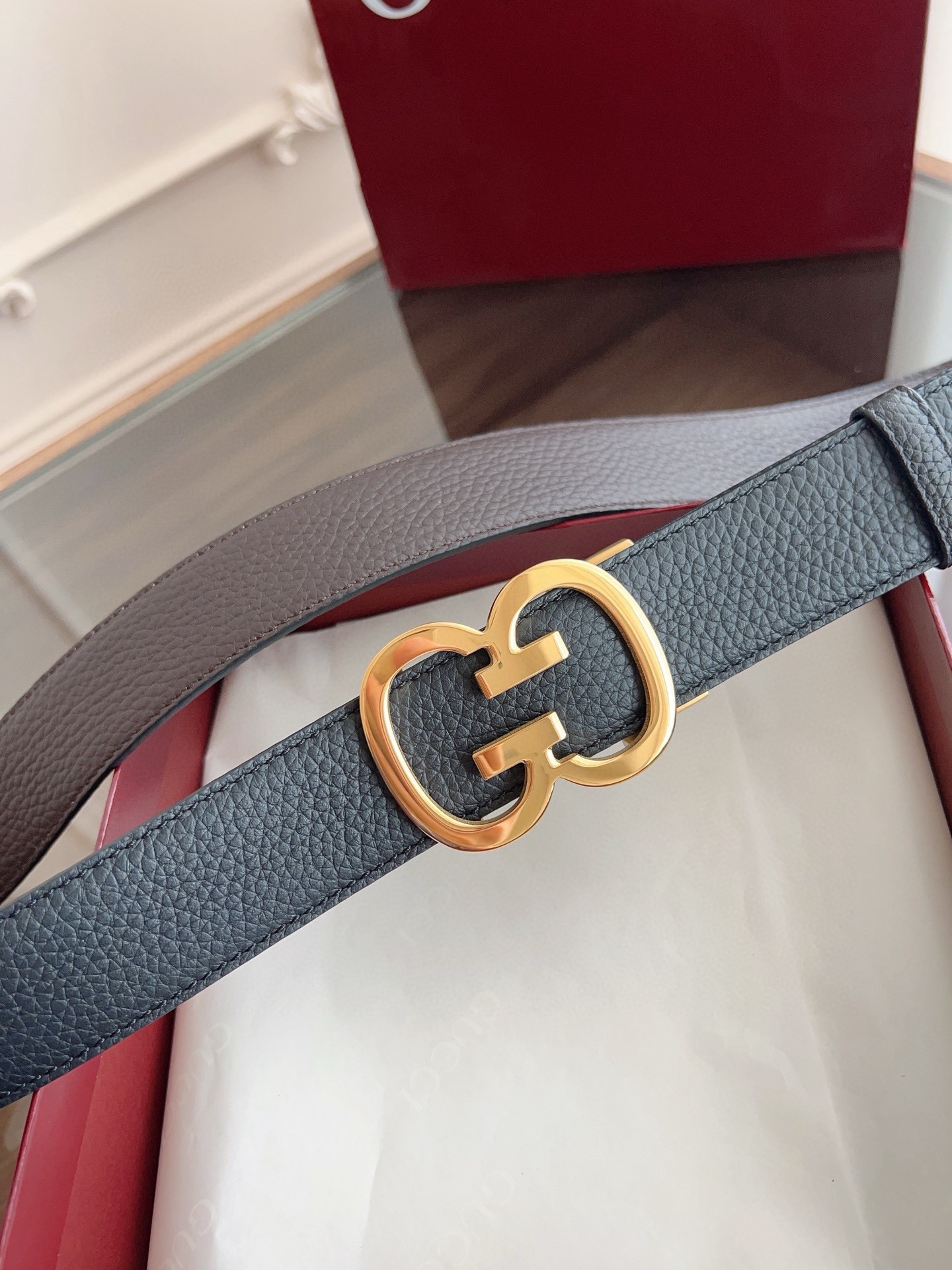 Gucci 古馳 自動平滑扣腰帶 精鋼打造五金 寬度35MM寬 雙面頭層牛皮 自由裁剪設計。