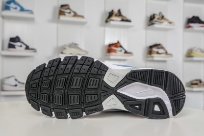 NK Air Zoom Vomero 20 經典復古潮流運動跑鞋 
貨號：HM9149 101
SIZE：36 36.5 37.5 38 38.5 39 40 40.5 41 42 42.5 43 44 45