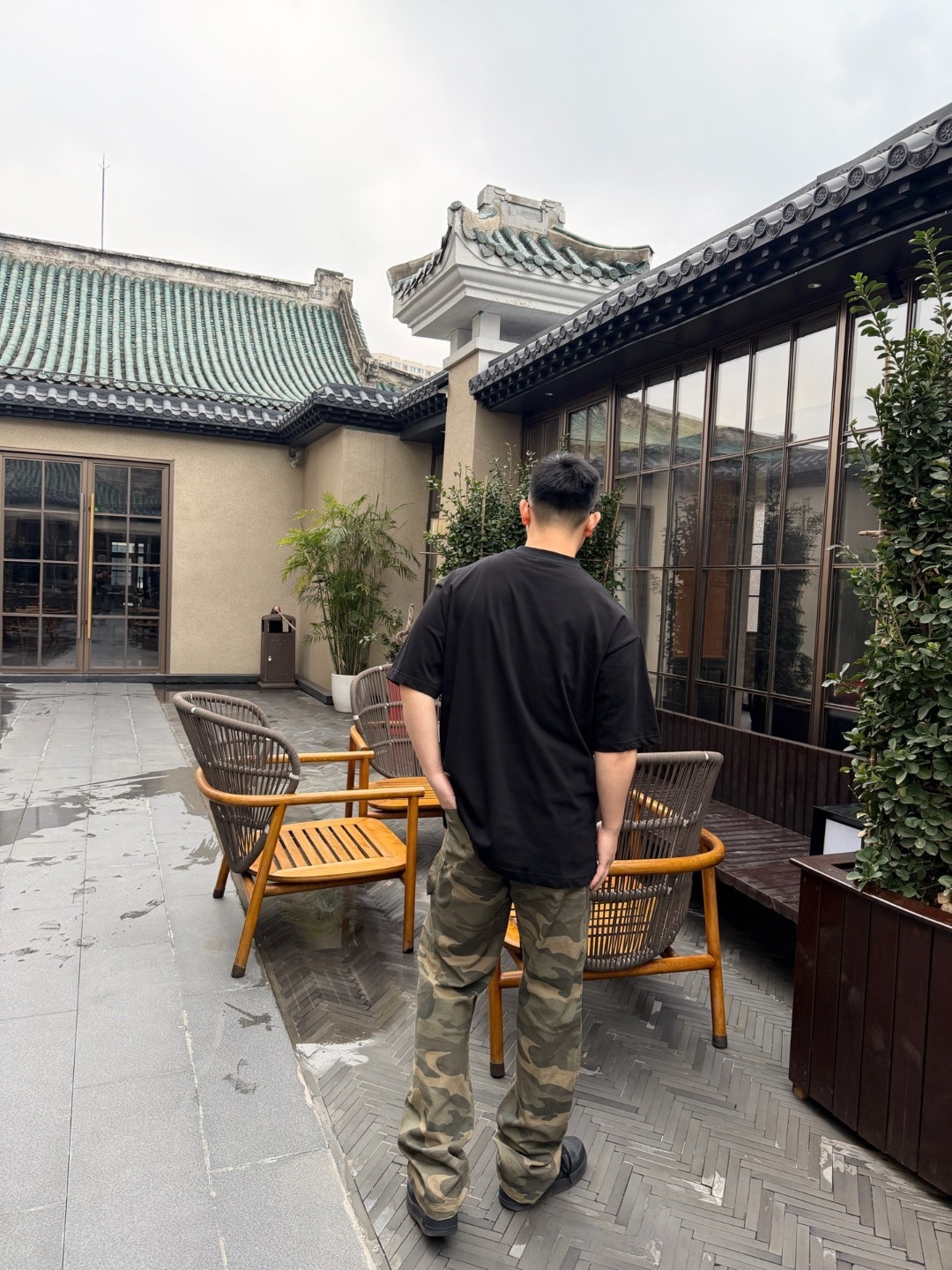 🔝BALENCIAGA巴黎世家BLCG 側邊草體字母短袖T恤
正品購入開發，40支雙紗巴黎棉210克，1*1配套十字羅紋280克，進口刺繡，面料酵洗，定制1：1商標，寬松版型
B Size：S-XL