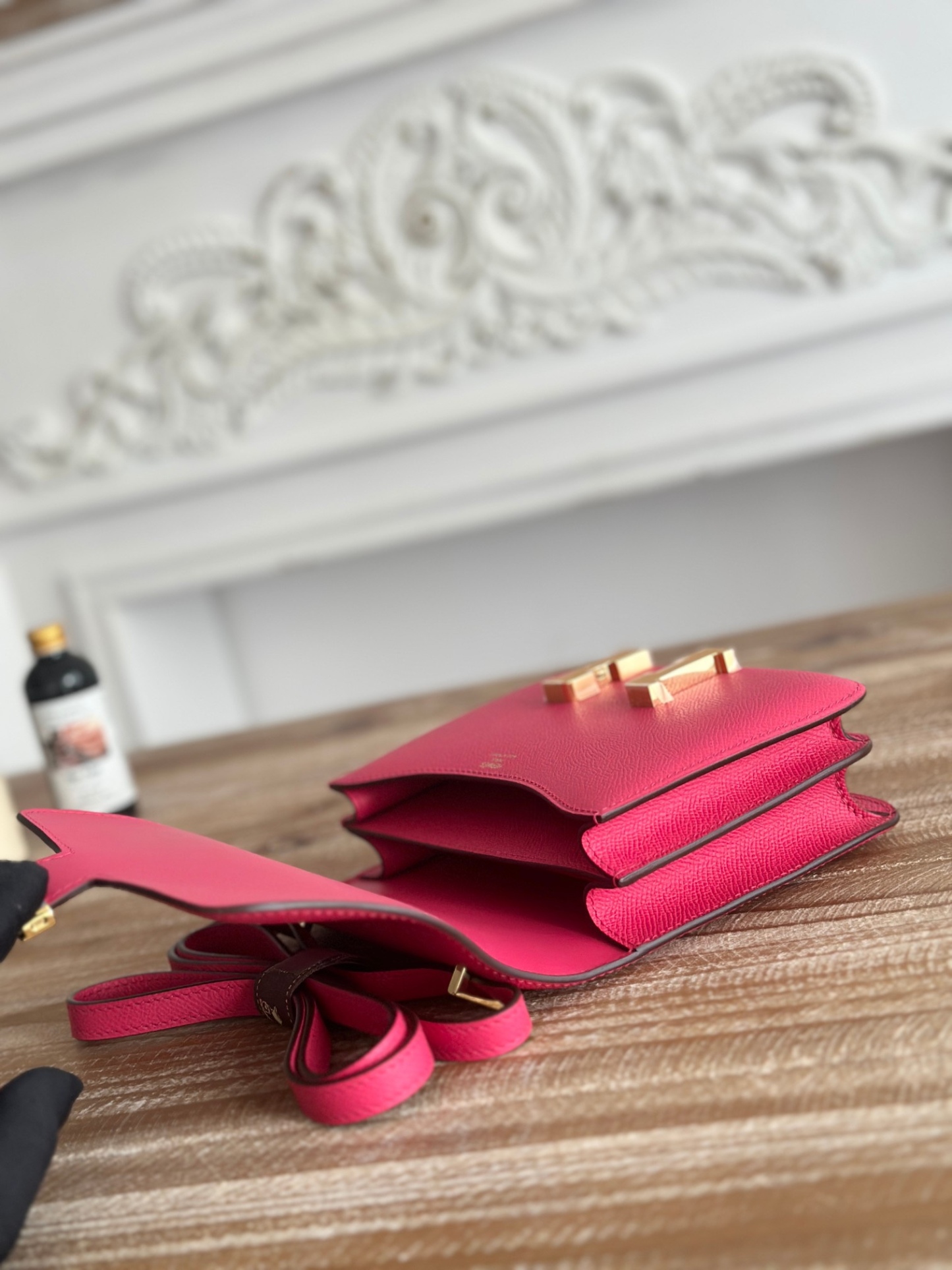 康康  空姐包  
constance  19cm  
epsom掌紋小牛皮  半收工  蠟線縫製