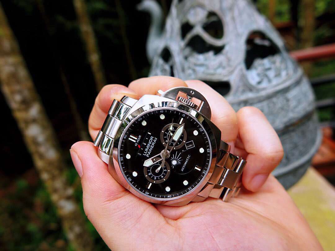 升級版【最高版本】沛納海 動能儲備顯示🌙日月星辰 意大利皇家海軍指定〖專用表〗以精密機械及卓越品質著稱 原裝進口多功能9100全自動機芯 擁有 月份 星期 日期 專用超強夜光 深度潛水功能 結合意大利設計風格和瑞士的專業技術 成為運動 休閒領域中的高檔腕表 品位人士爭相收藏的精品 (尺寸44x12)(一表一卡一專用按健筆)