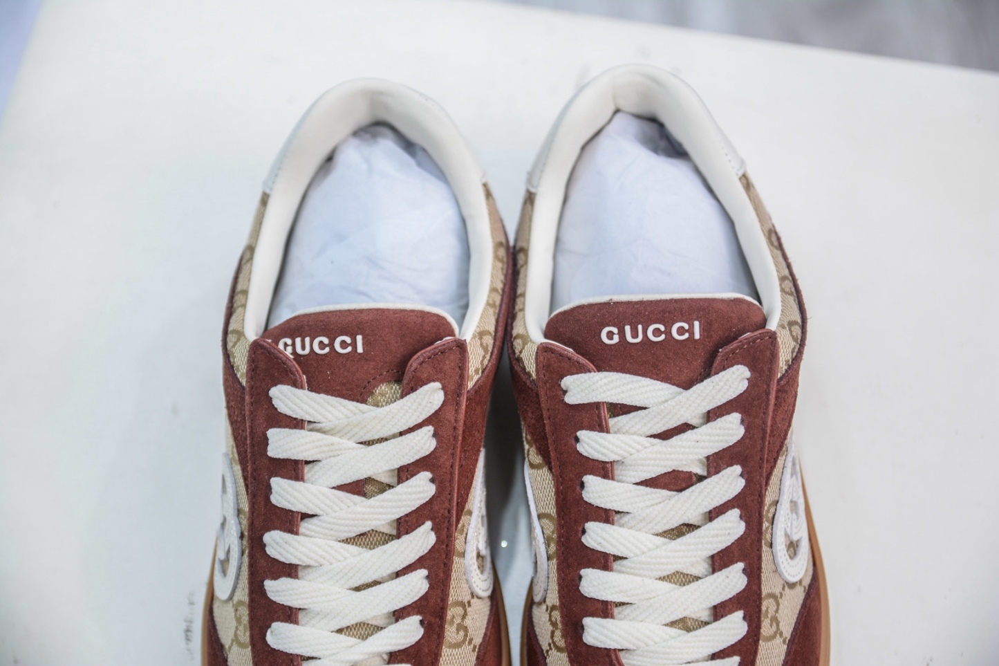 Gucci 古馳G75 圓頭系帶運動鞋
尺碼：35 36 37 38 39 40 41 42 43 44 45 46