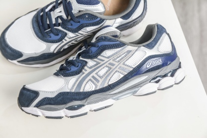 Asics Gel-NYC 亞瑟士運動休閒透氣專業跑鞋
貨號: 1201A789 100
尺碼：36 37 37.5 38 39 39.5 40 40.5 41.5 42 42.5 43.5 44 45 46 47.5